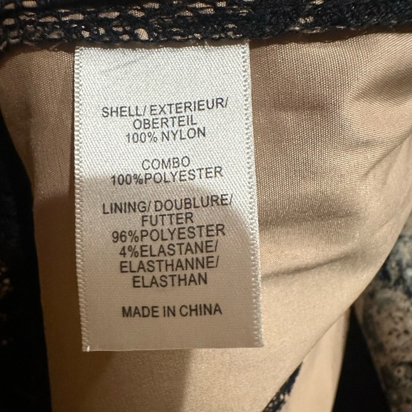 Adrianna Papell Elegant Black and Tan Lace Dress size 12 - Picture 3 of 10